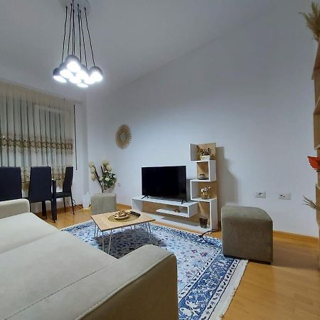 Cafi Apartments Tirana Buitenkant foto
