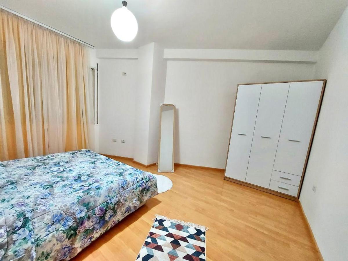 Cafi Apartments Tirana Buitenkant foto